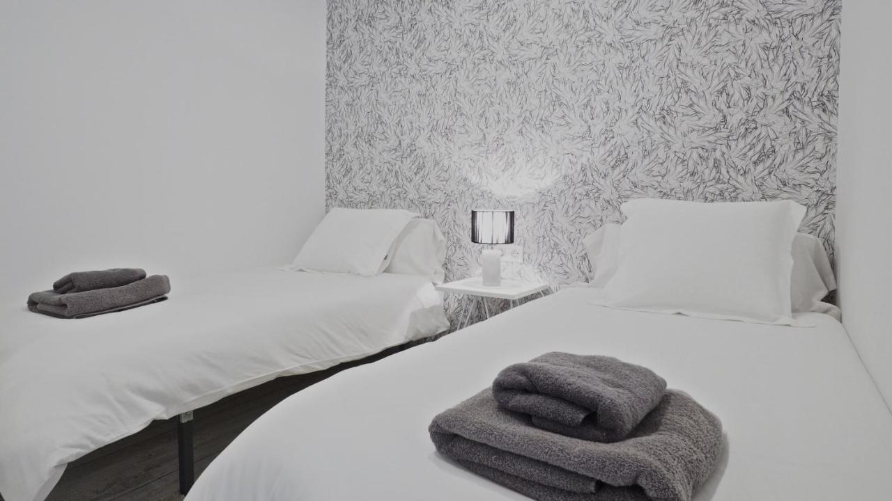 Apartamento The White Flats Les Corts Barcelona Exterior foto